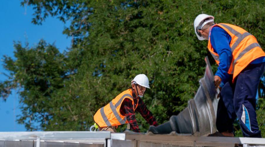 Professional new roof installation services in Manchester, IA